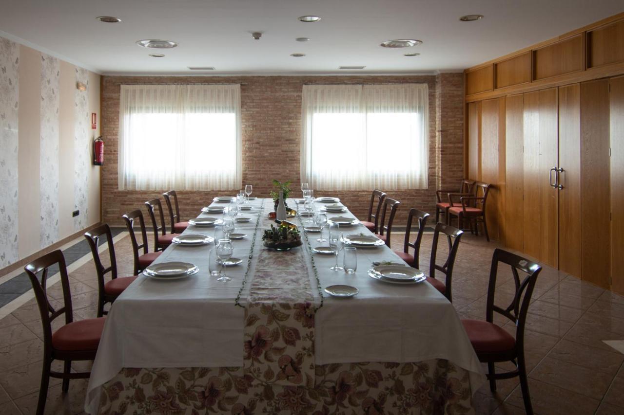 Hospedium Hotel Dona Mafalda De Castilla ปลาเซนเซีย ภายนอก รูปภาพ